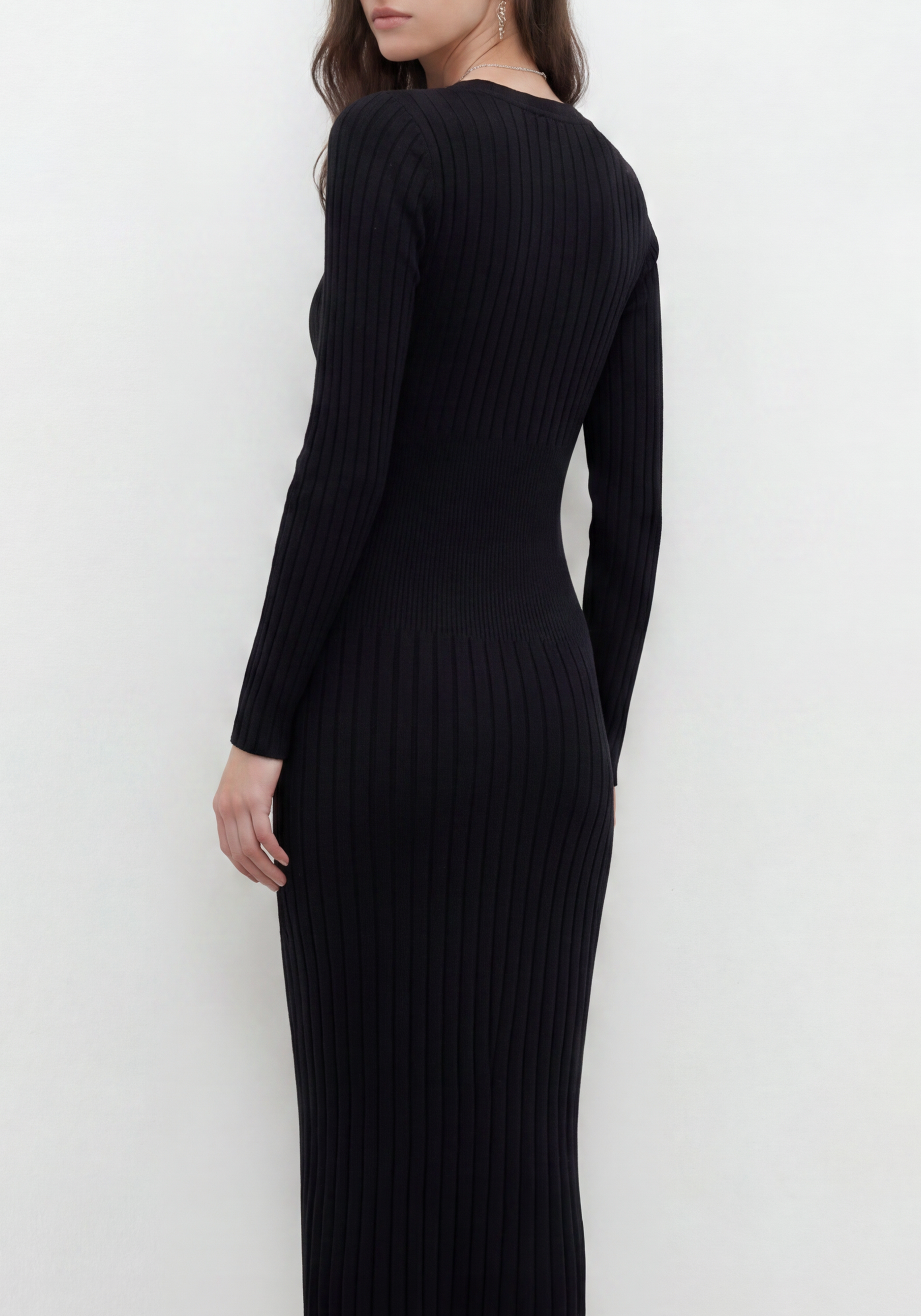 Linea V-neck Dress