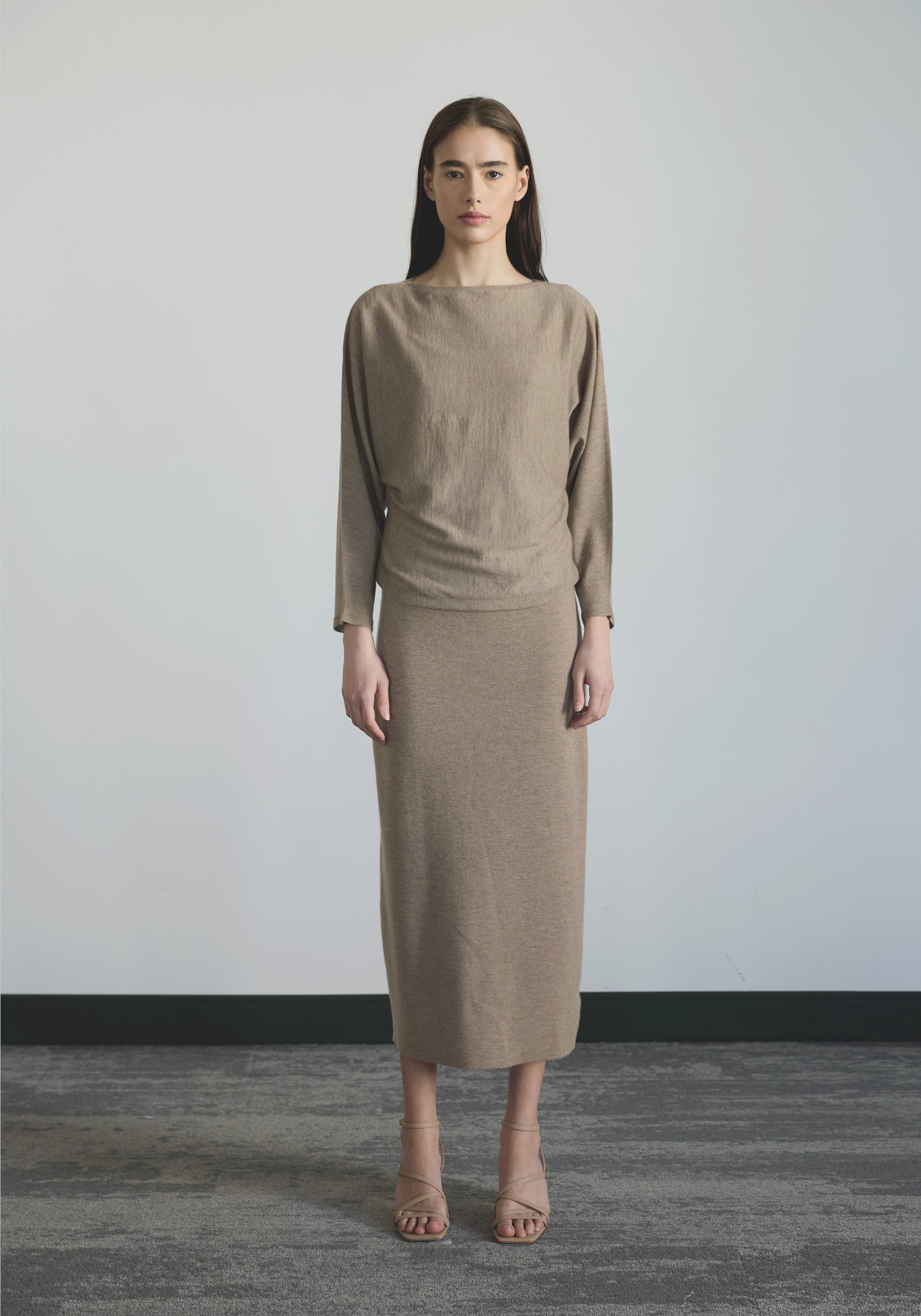 Women’s ultra fine cashmere dolman top with boat neckline and relaxed silhouette