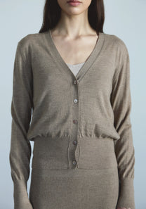 Women’s V-neck cashmere cardigan with clean button front
