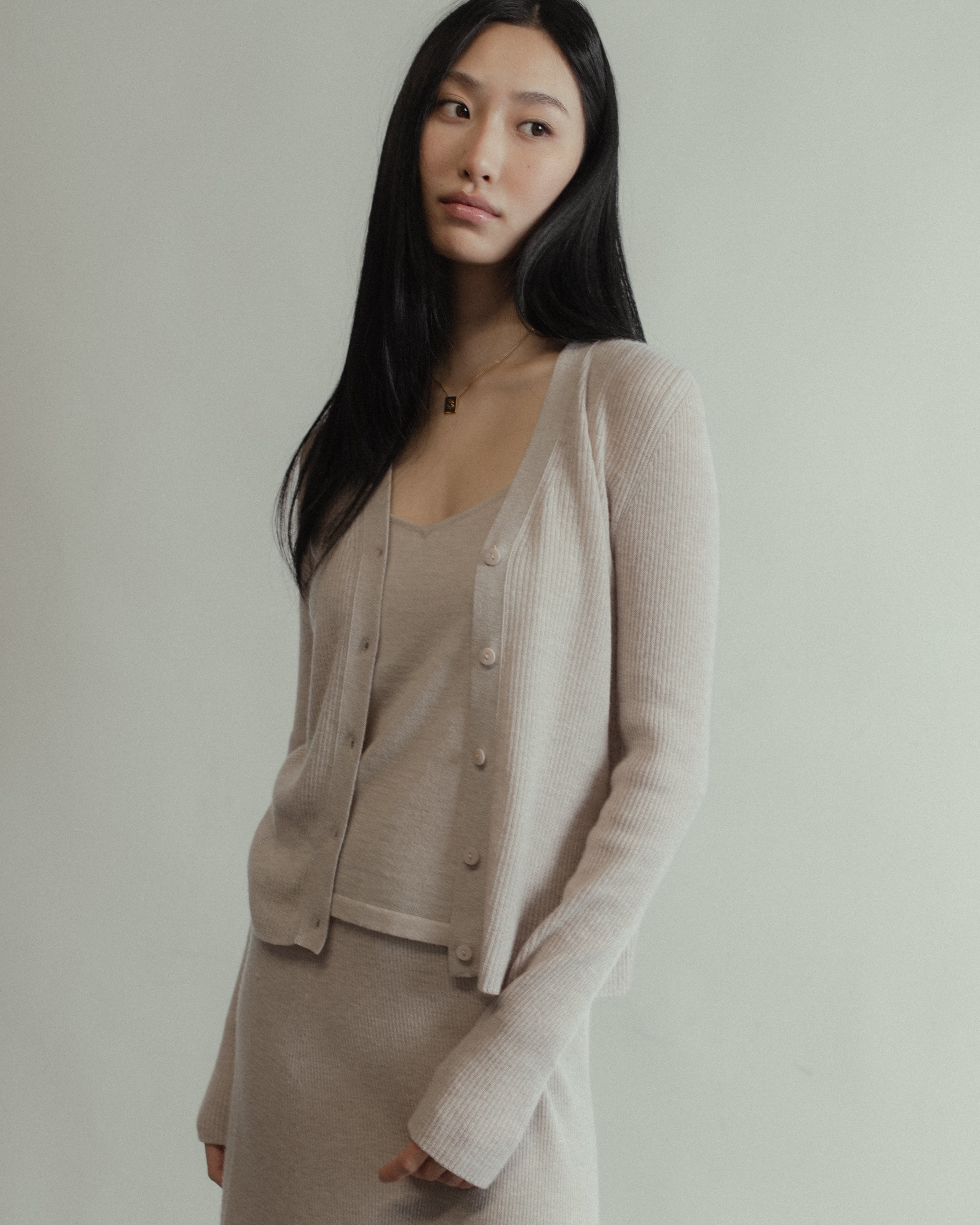 Linea V-Neck Cashmere Cardigan Mysto Cashmere