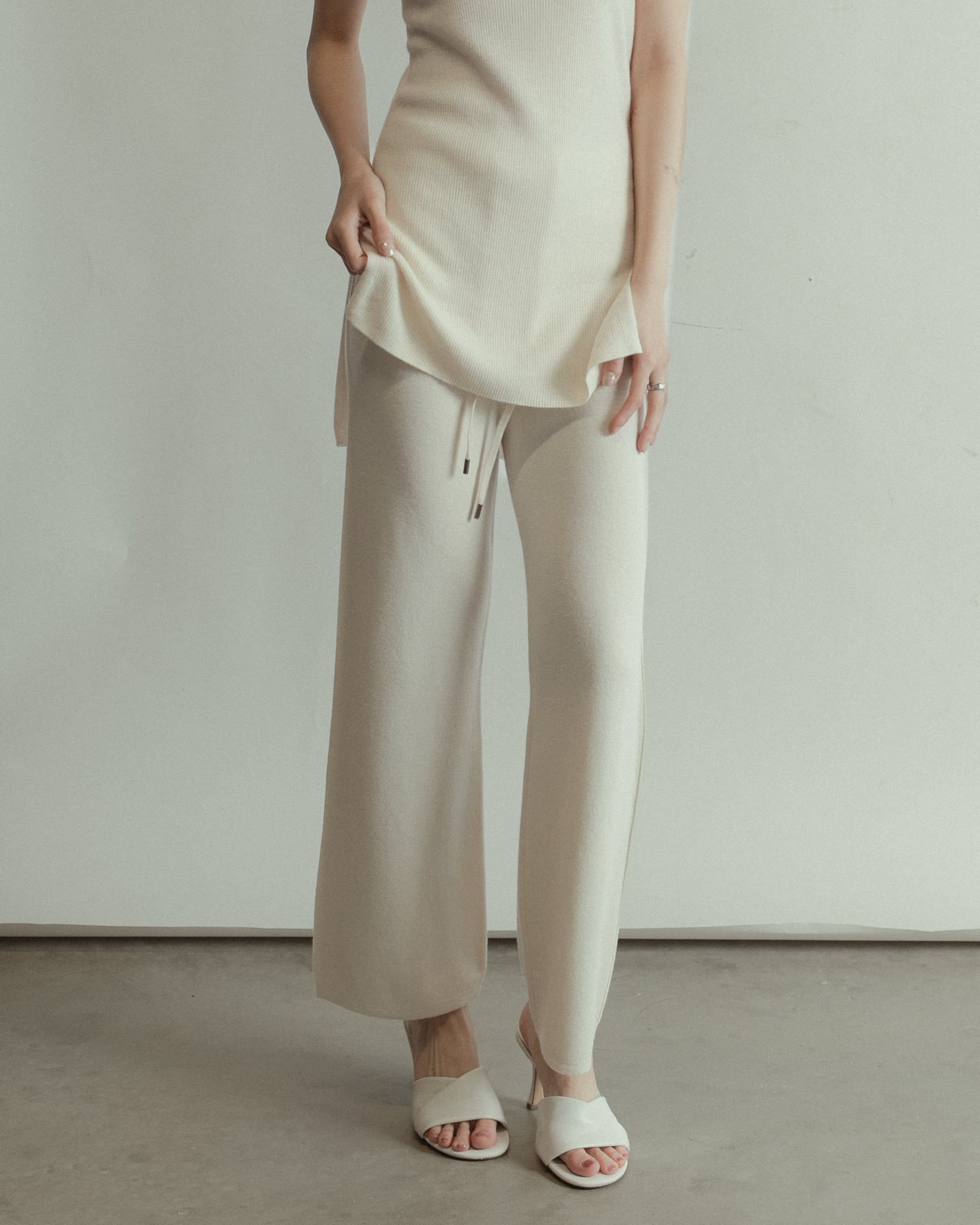 Linea Side-Slit Top Mysto Cashmere
