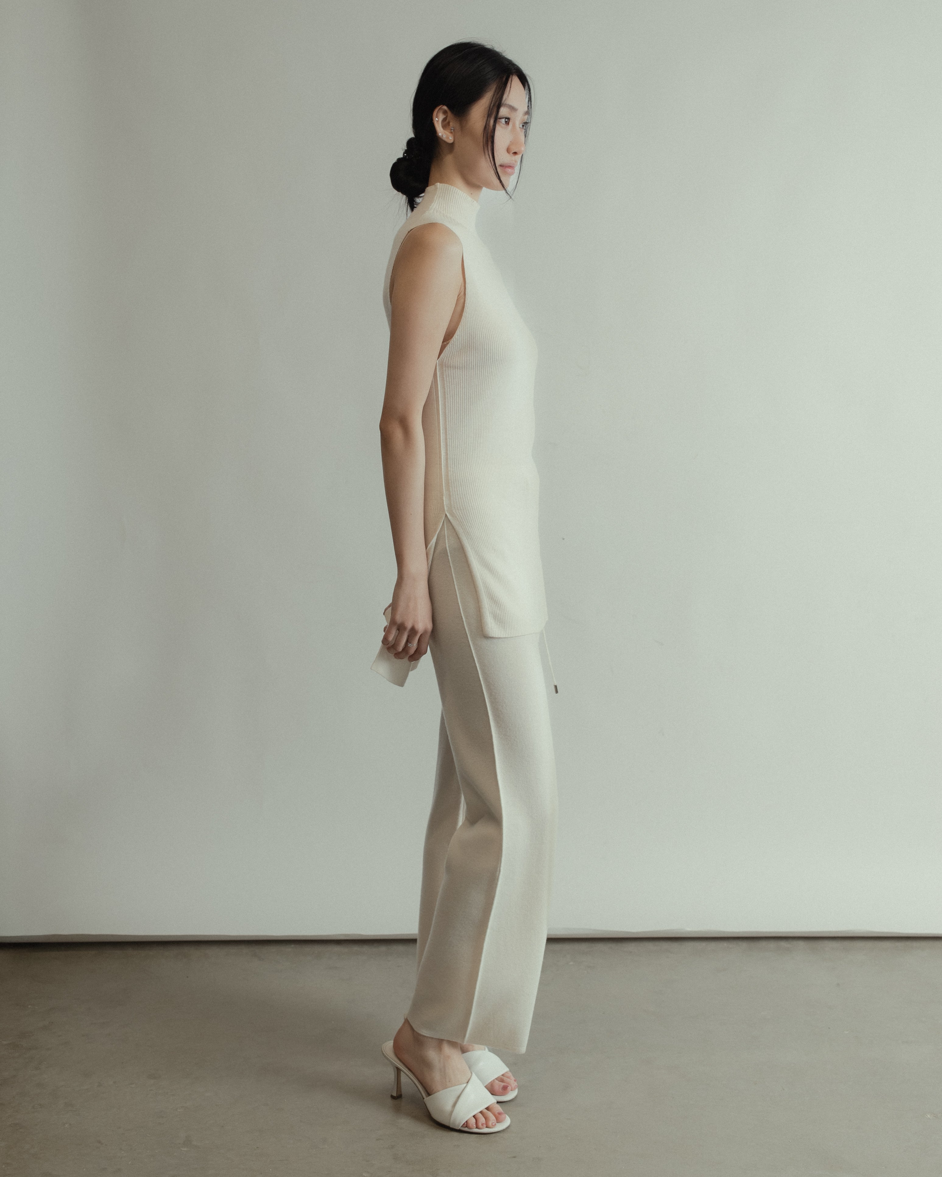 Linea Side-Slit Top Mysto Cashmere