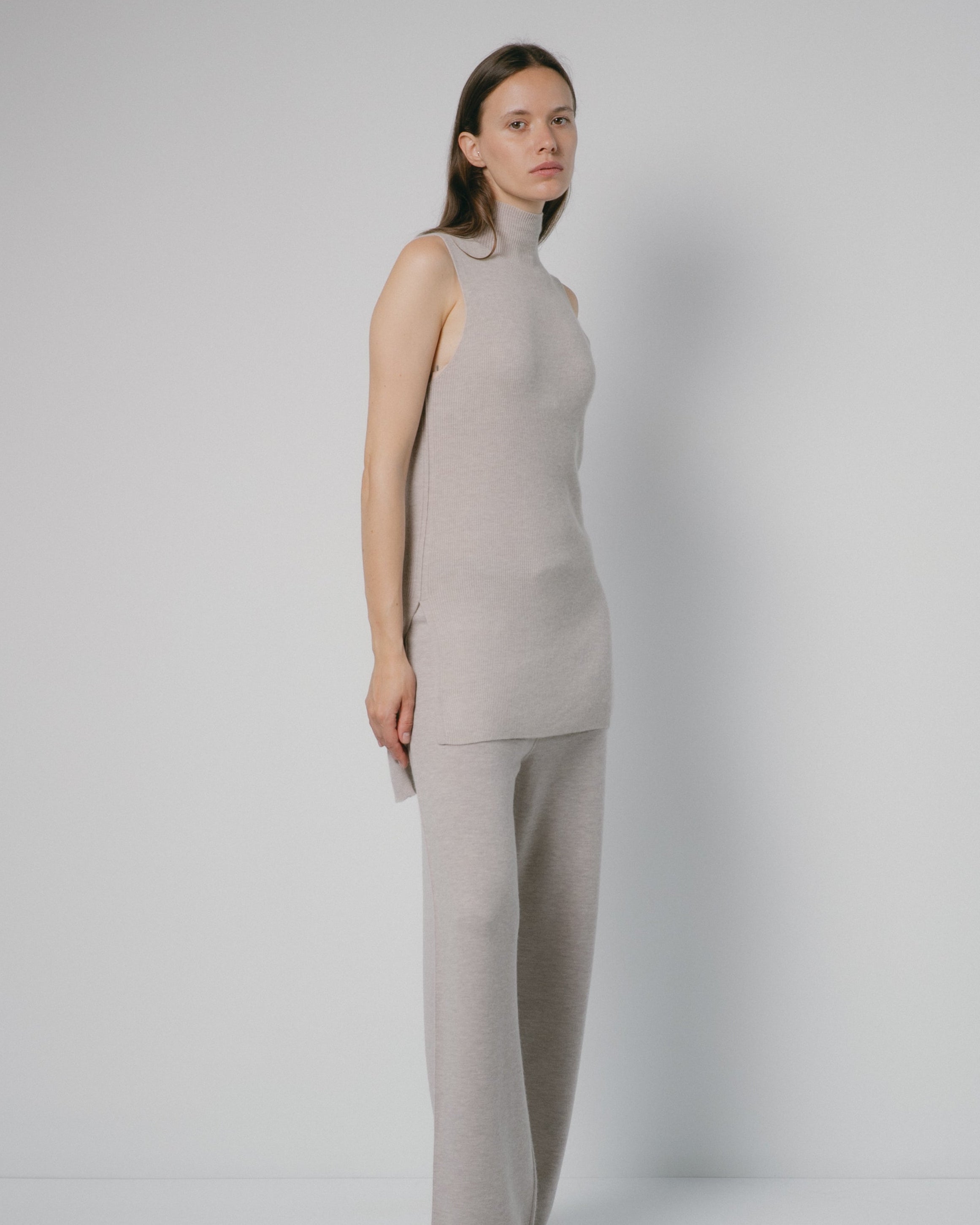 Linea Side-Slit Top Mysto Cashmere