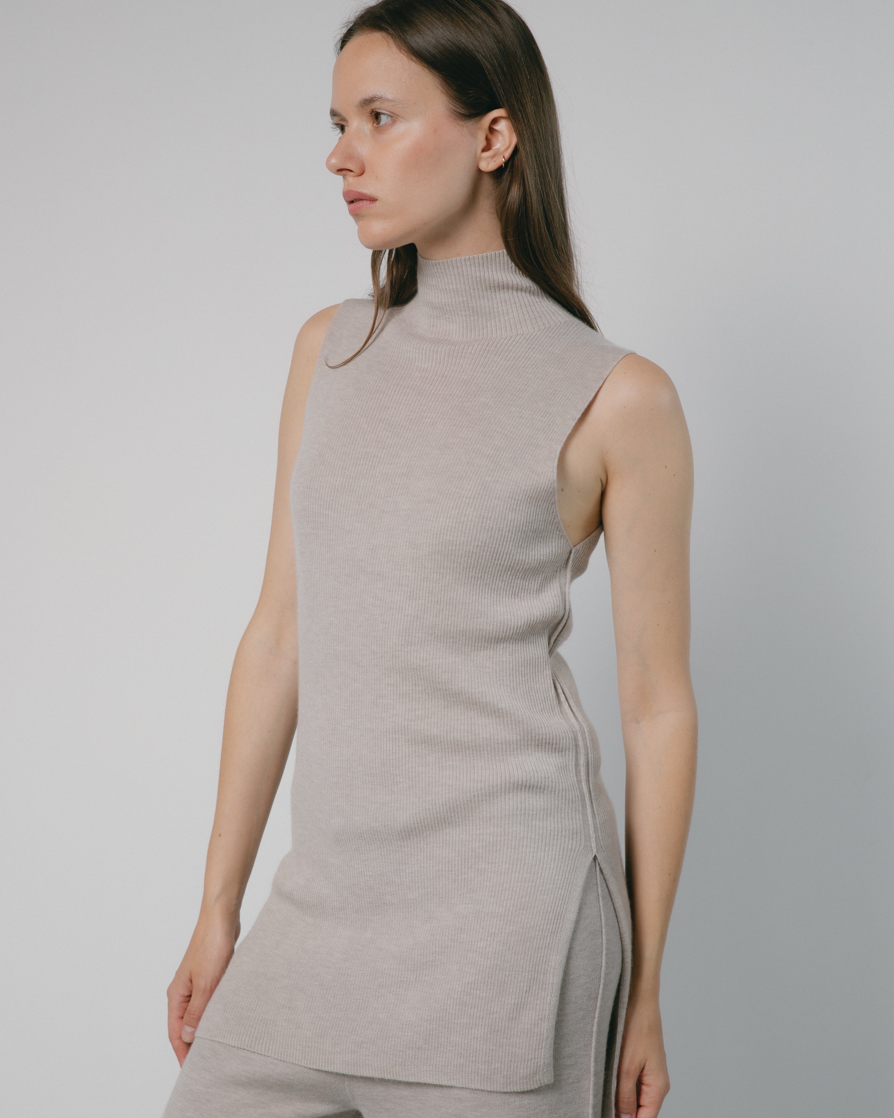 Linea Side-Slit Top Mysto Cashmere