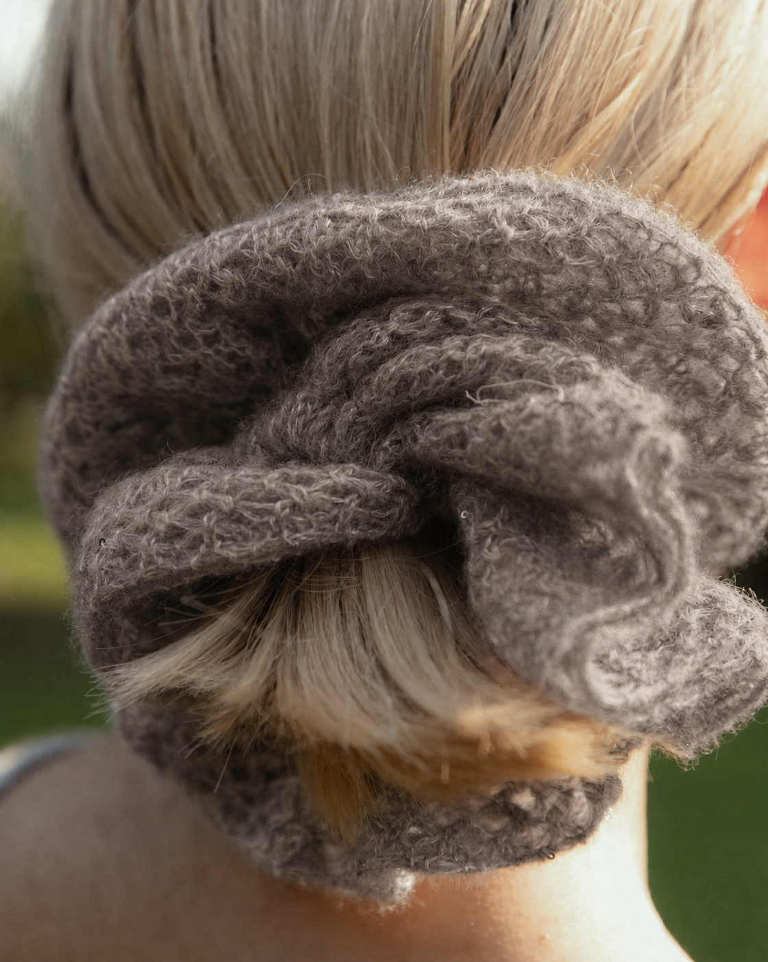 Cashmere Lace Knit Scrunchie in Mocha, Mysto Cashmere