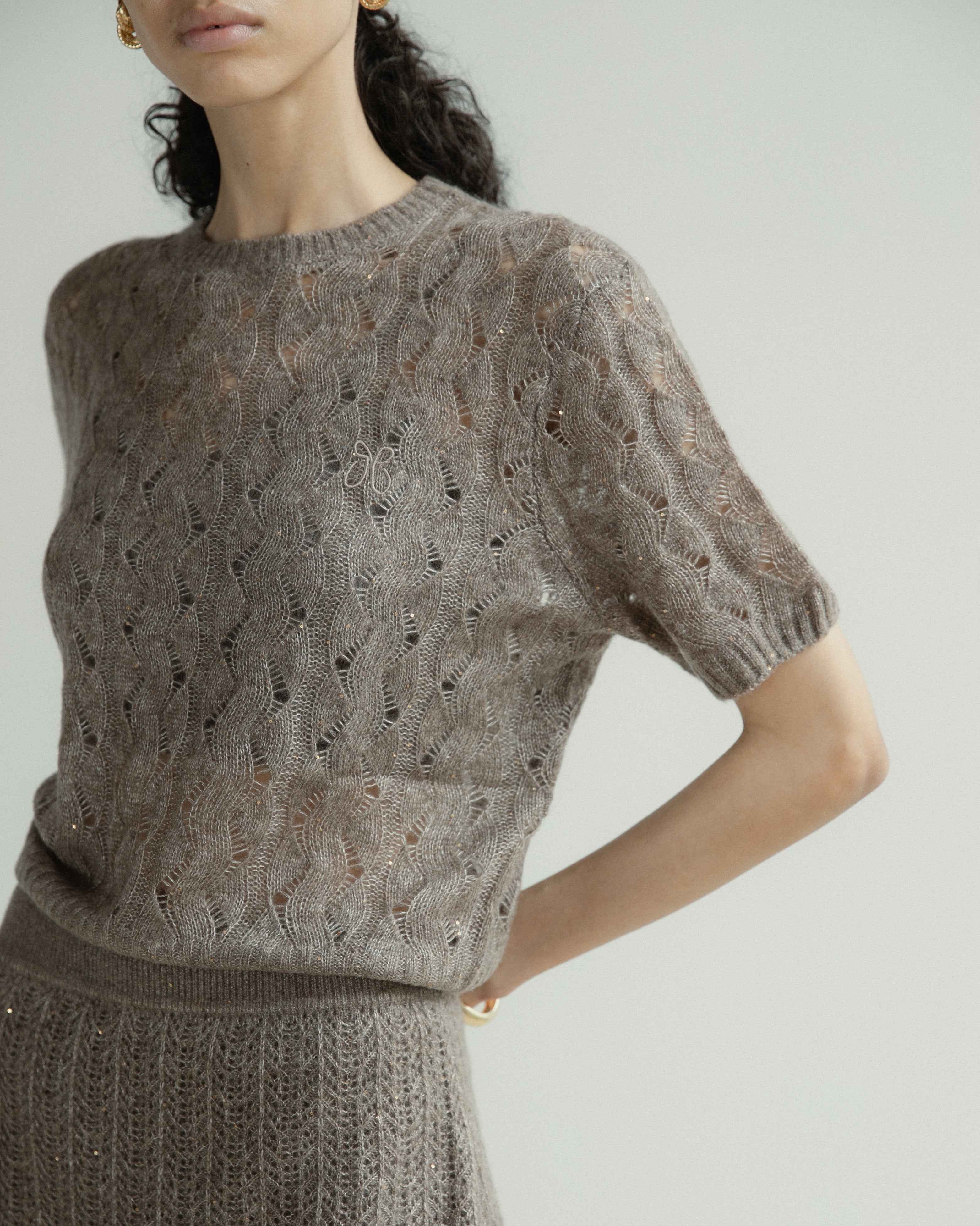 Cashmere Lace Knit Short Sleeves in Mocha, Mysto Cashmere