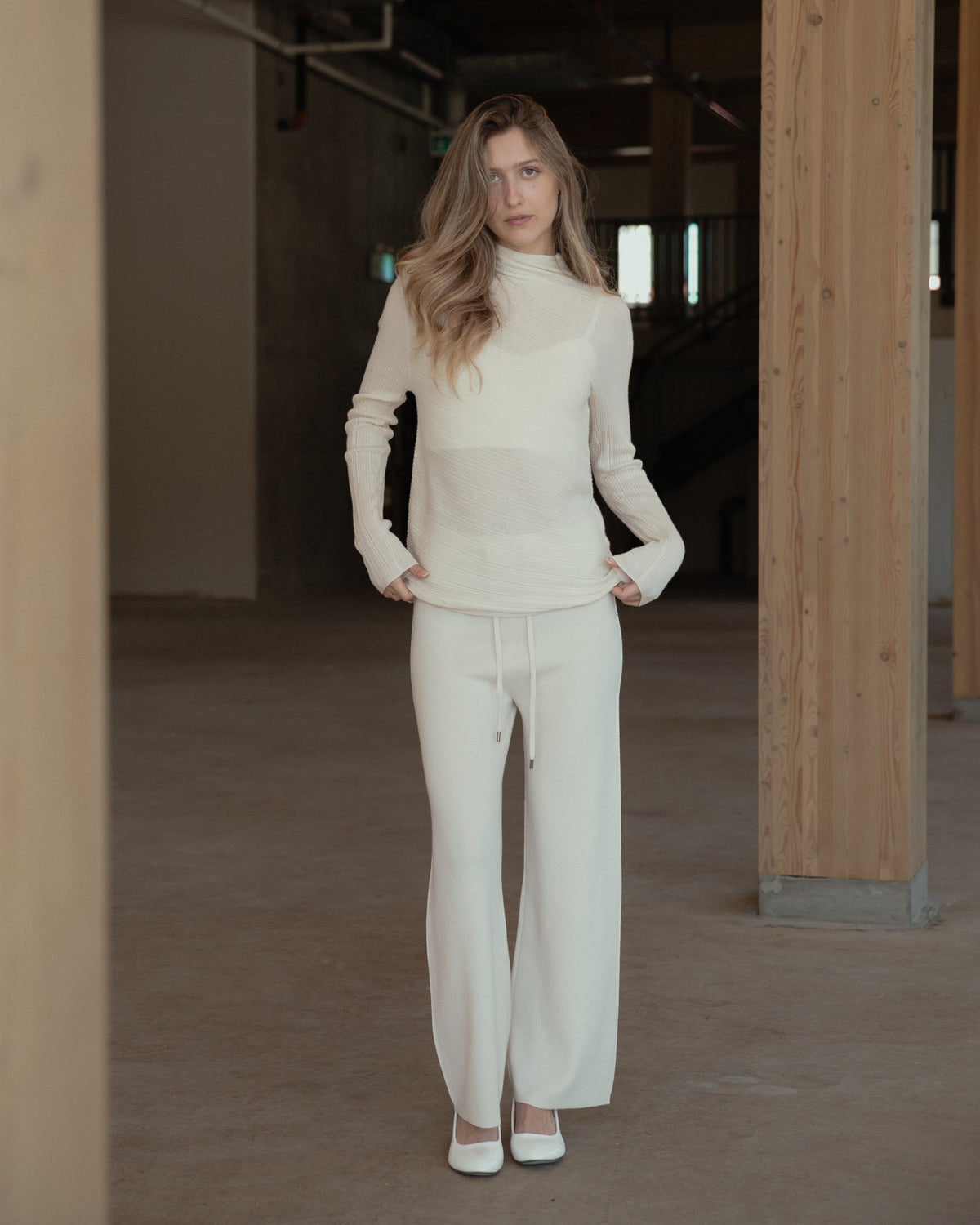 Linea Asymmetric Cashmere Mock Neck Mysto Cashmere