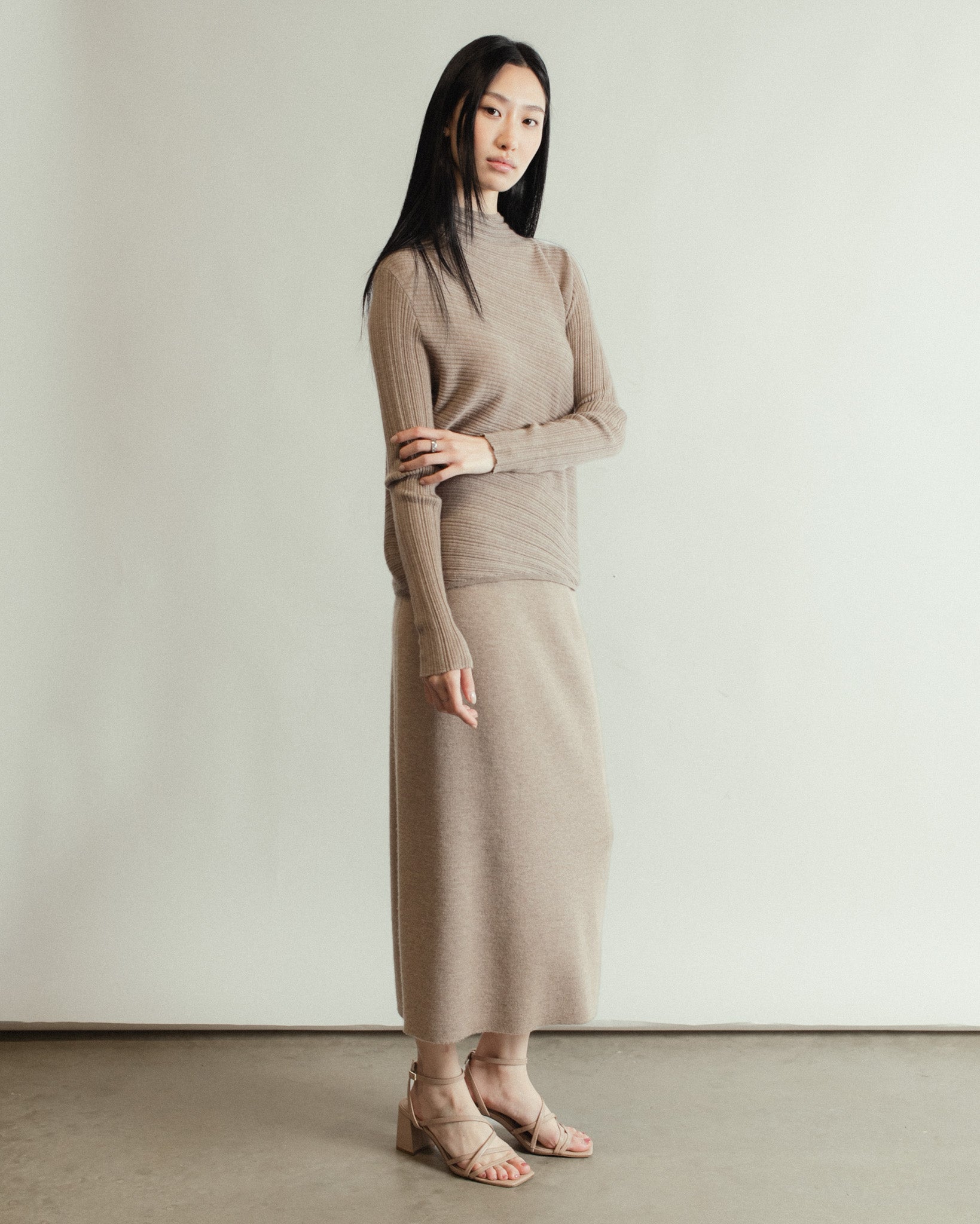 Linea Asymmetric Cashmere Mock Neck Mysto Cashmere