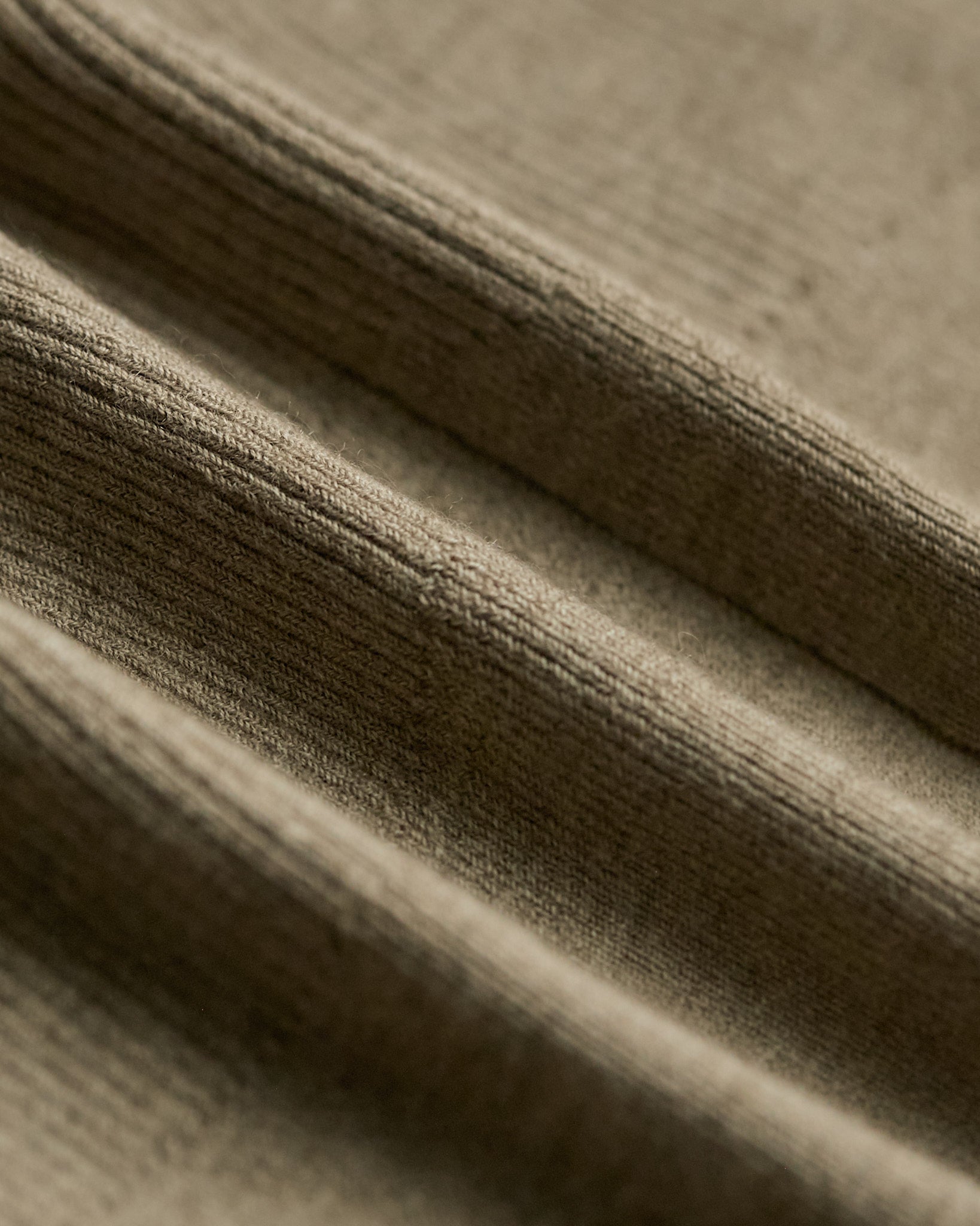 Linea Cropped Cashmere Tank Mysto Cashmere