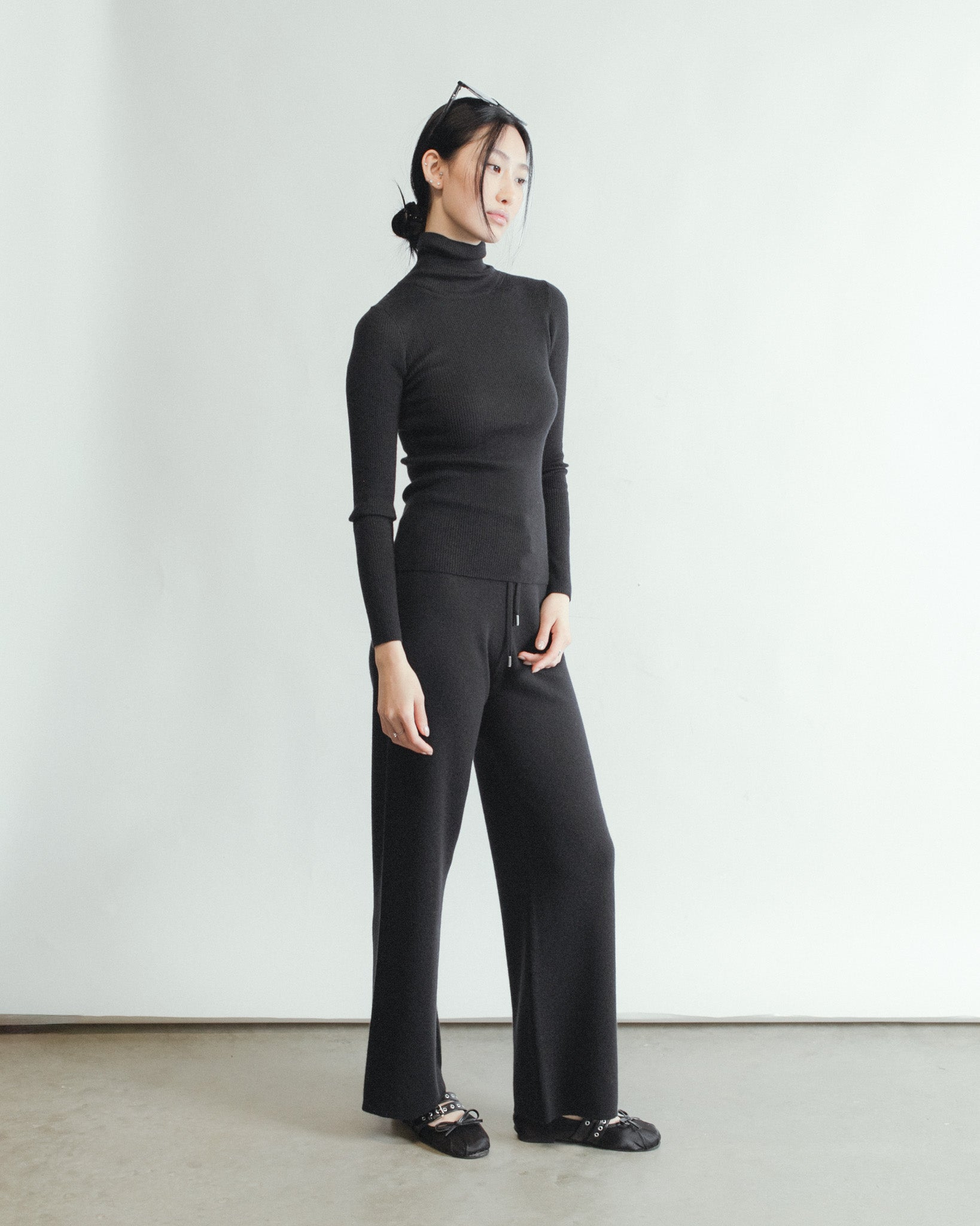 Linea Sheer Cashmere Turtleneck Mysto Cashmere