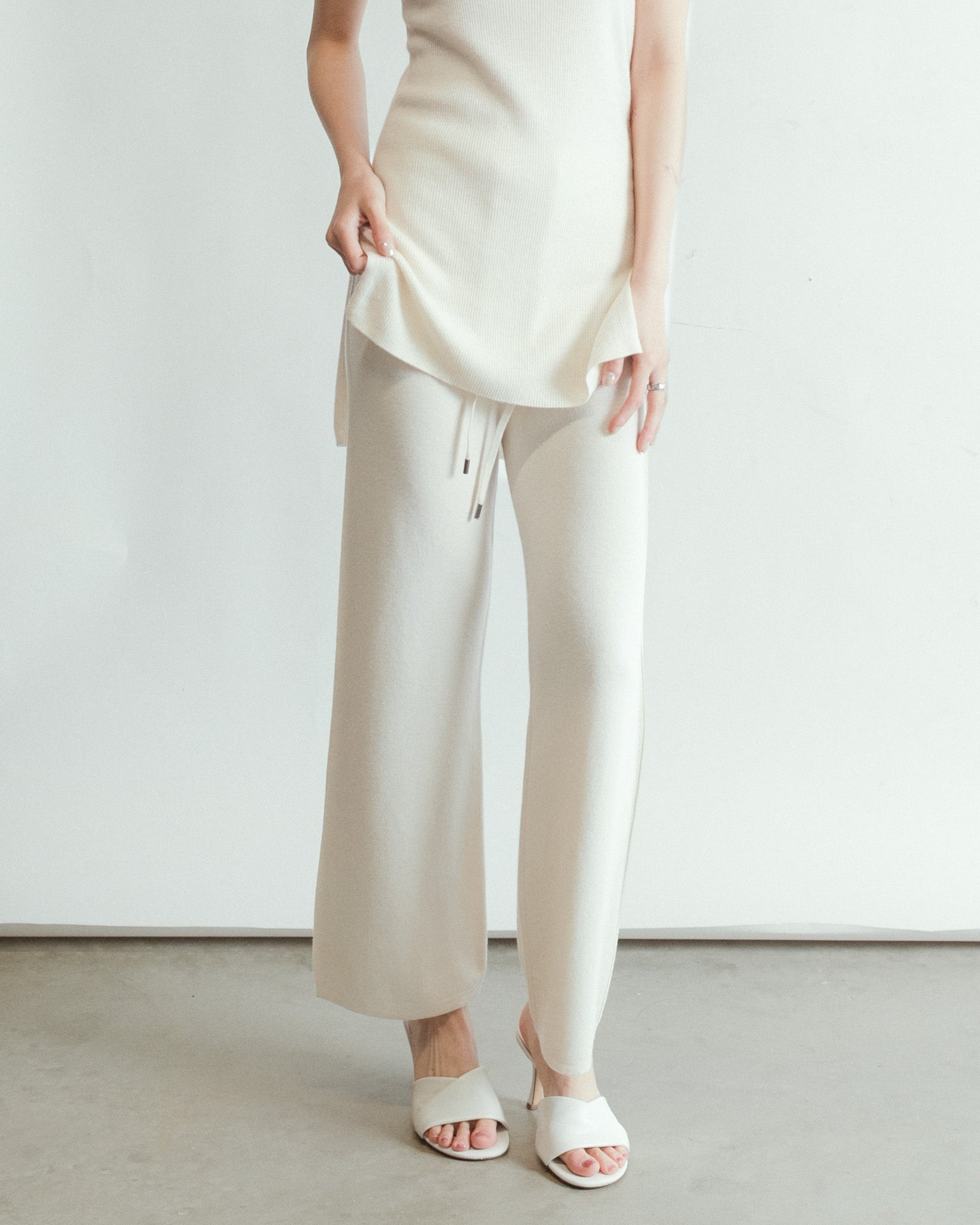 Linea Side-Slit Top Mysto Cashmere