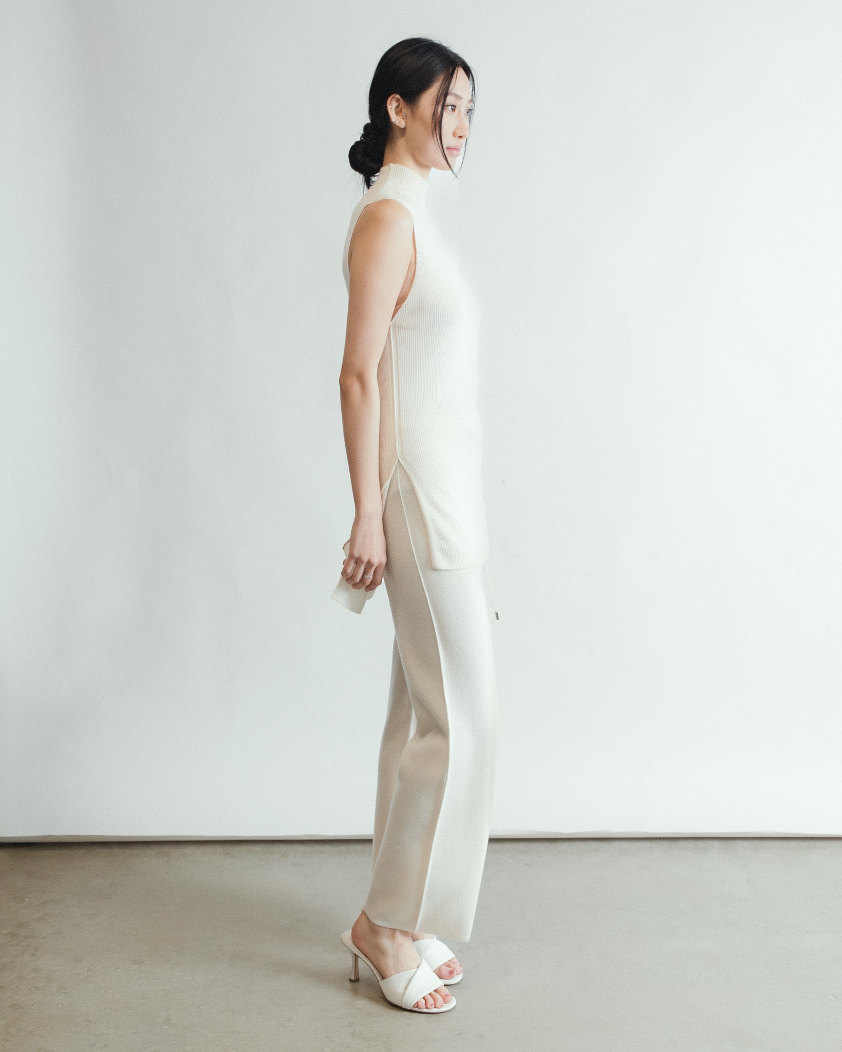 Linea Side-Slit Top Mysto Cashmere
