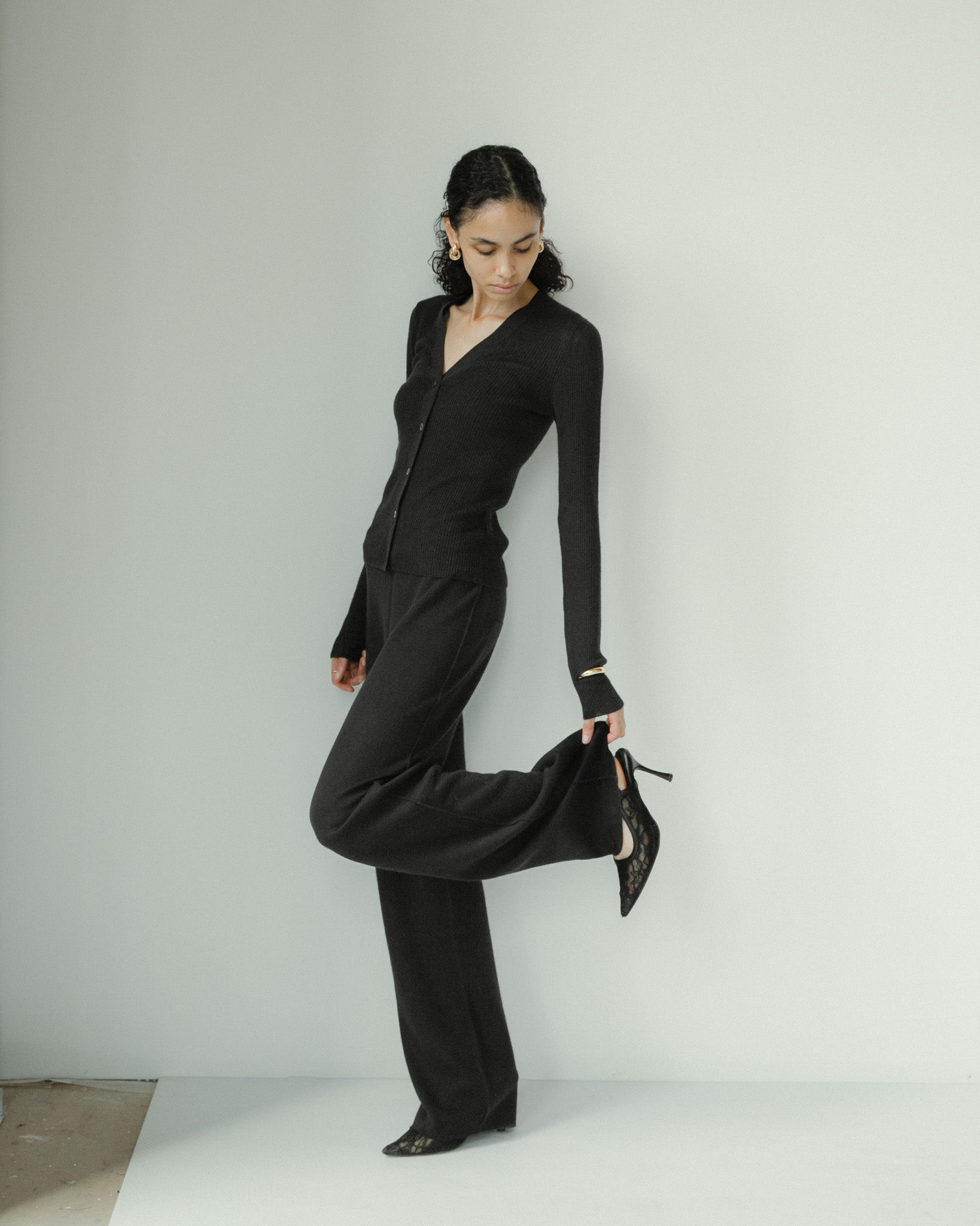 Linea V-Neck Cashmere Cardigan Mysto Cashmere