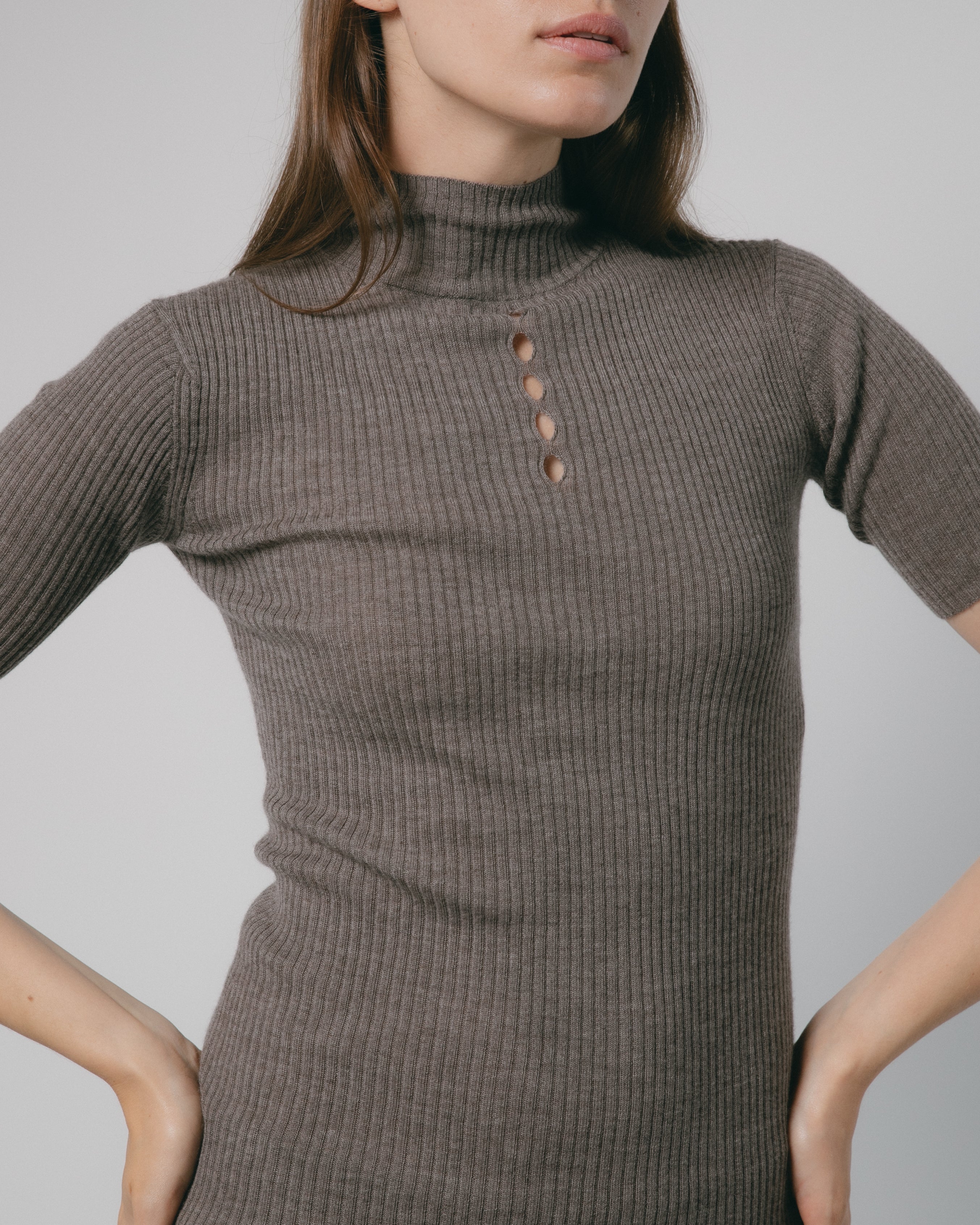 Linea Cashmere Mock Neck Top Mysto Cashmere