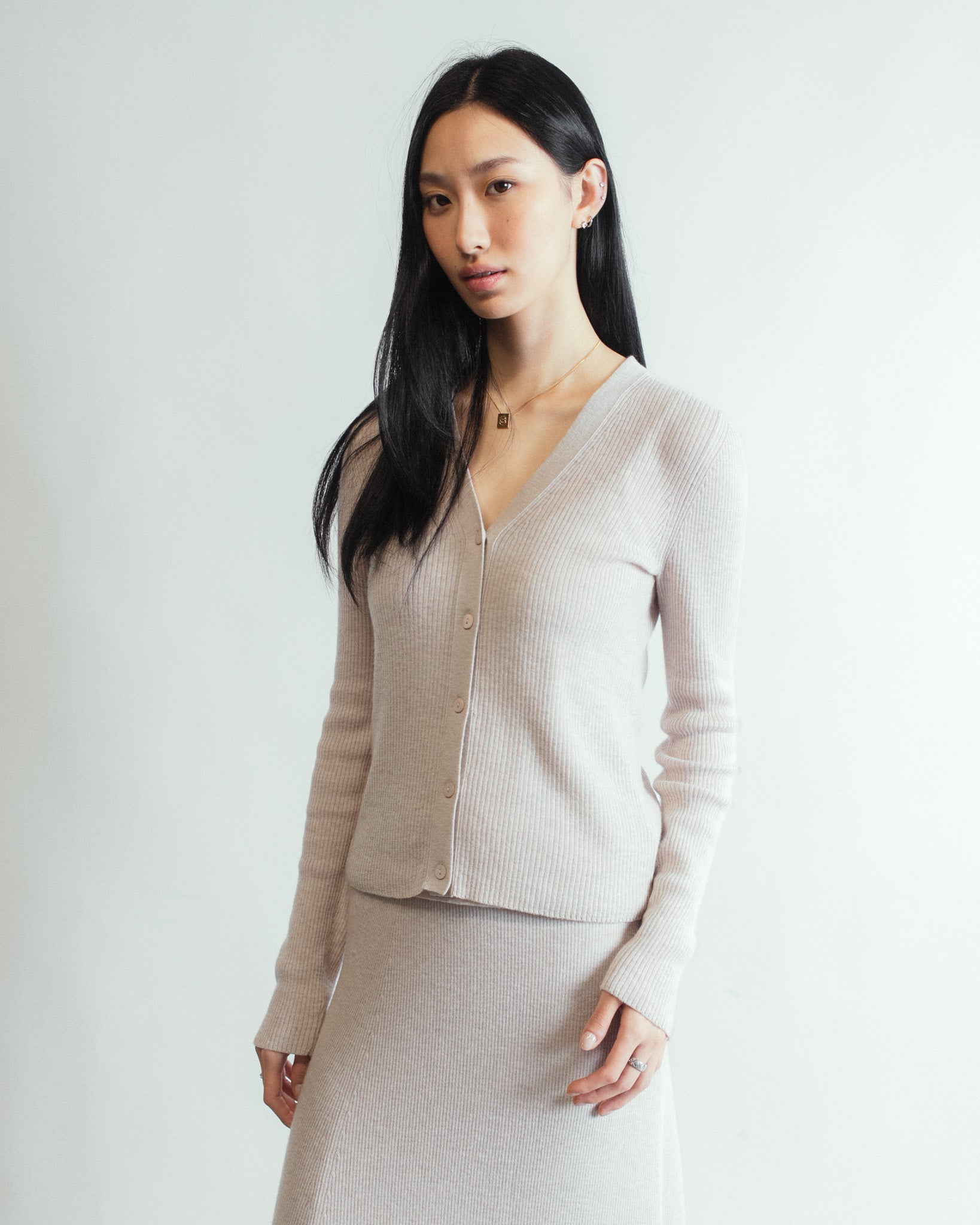 Linea Cashmere V-Neck Cardigan in the colour Latte
