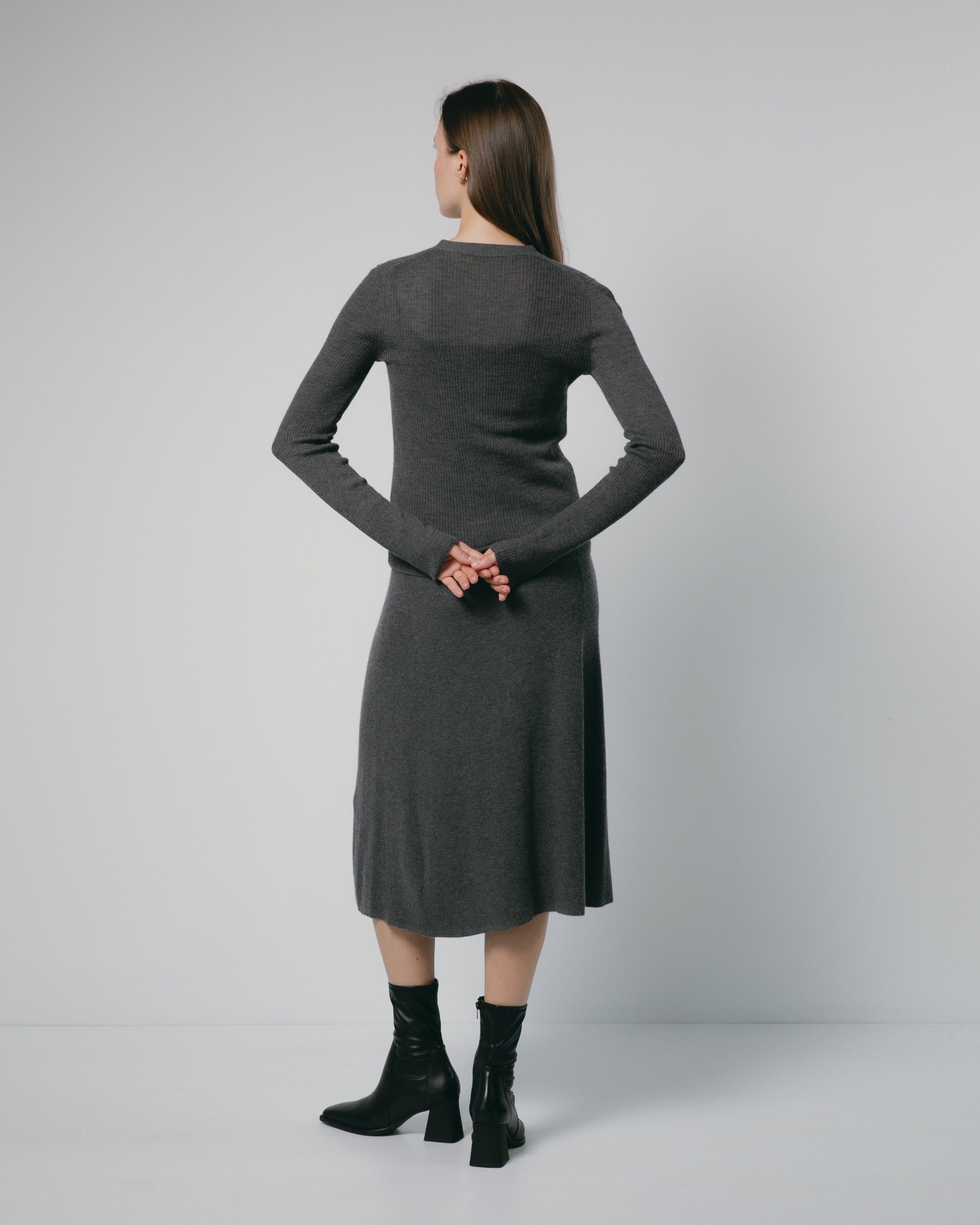Linea V-Neck Cashmere Cardigan Mysto Cashmere